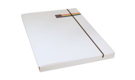 Folder with elastic 